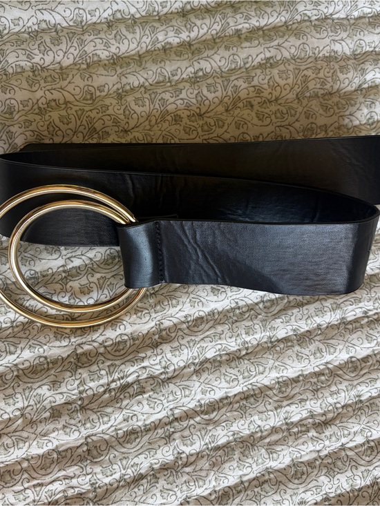 Accessories - Wide Black Waist Belt with Double Gold Rings